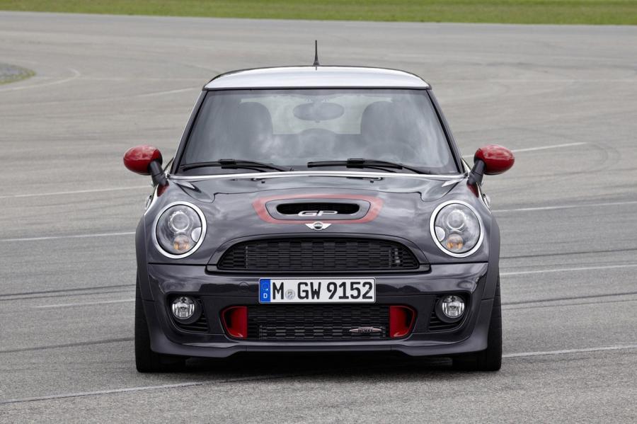  Mini Cooper GP JCW 2013 года  (фото 19 из 82)